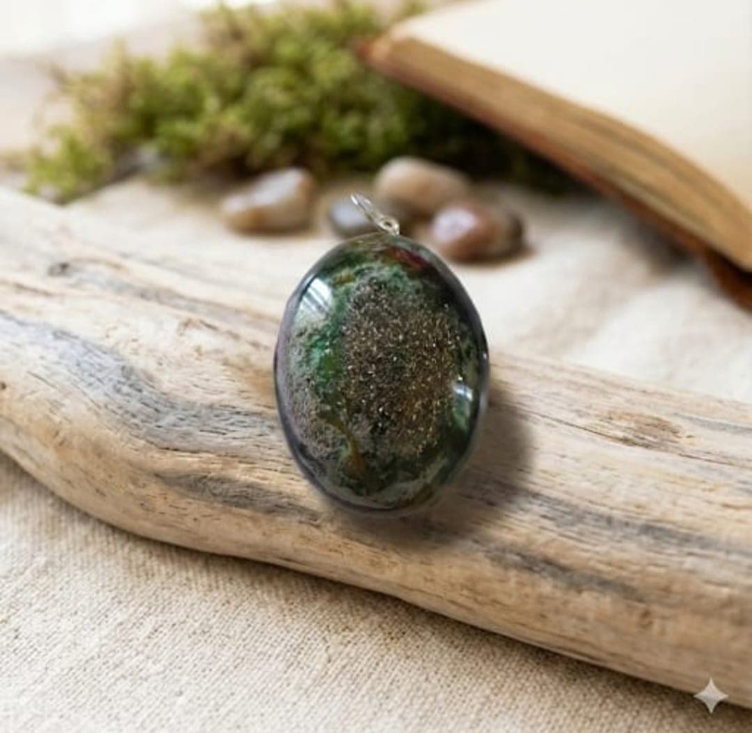 Cuore di foresta - gioiello artigianale unico fatto a mano